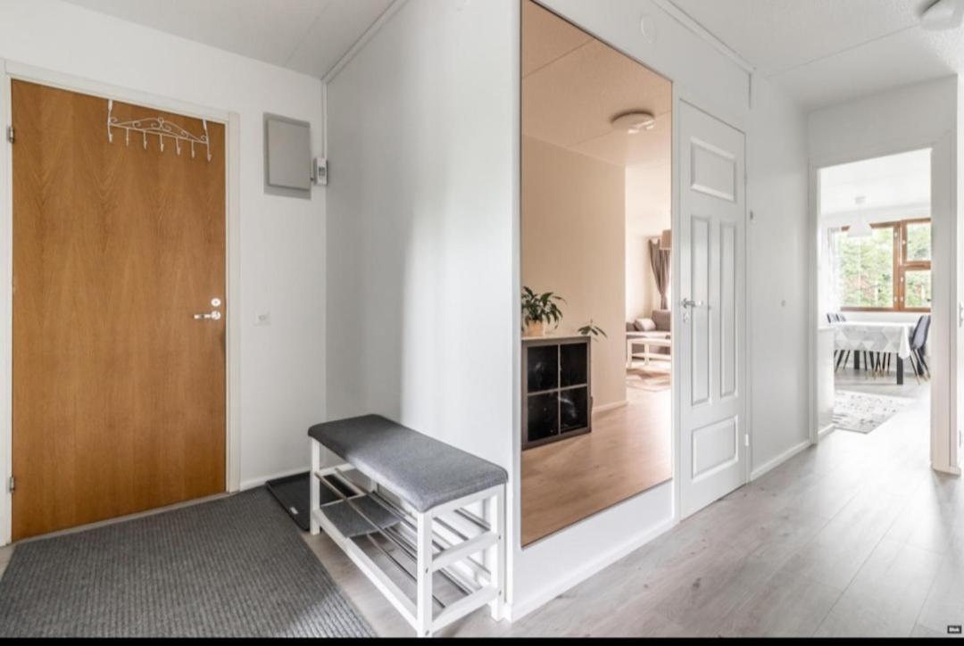 Easy And Short From The Airport Apartment Хелзинки Екстериор снимка